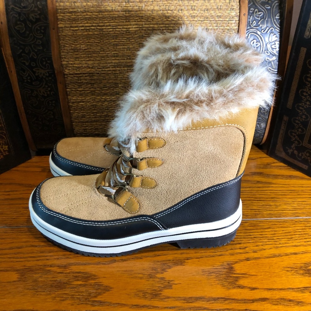 Universal Thread Ellysia Tan Boot - Picture 2 of 5